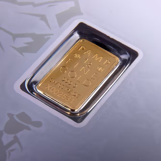 PAMP Goldbarren 1g Schweiz Alphorn Vorderseite in roter Verpackung