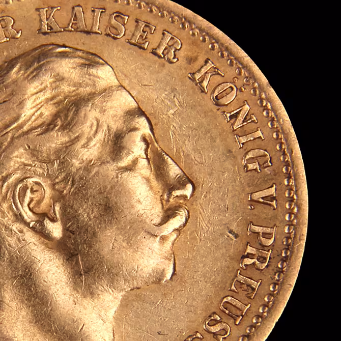 Goldmünze 10 Mark Wilhelm II. Preußen Detailaufnahme Kaiserportrait und Inschrift