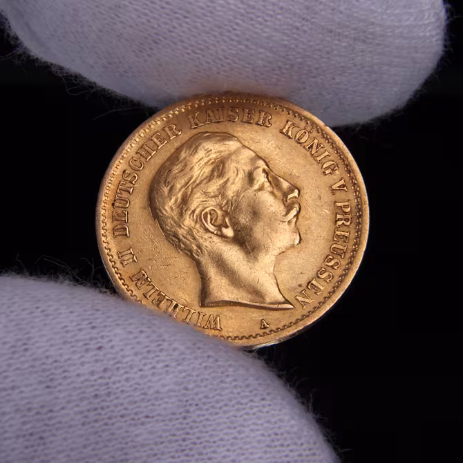 Goldmünze 10 Mark Wilhelm II. Preußen in Handschuh gehalten, Vorderseite