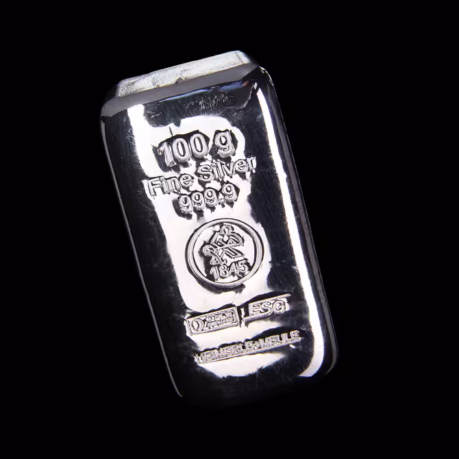 Heimerle und Meule Silberbarren 100g Nahaufnahme in Hand Fine Silver Praegung