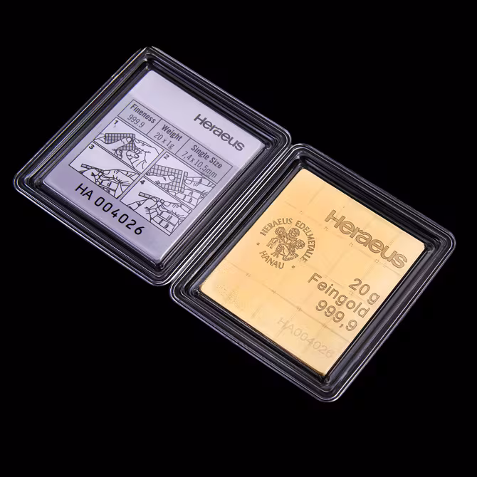 Heraeus CombiBar Goldtafel Nahaufnahme Heraeus Logo und Feingehalt