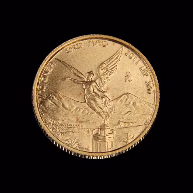 Libertad Goldmünze 1/10 oz Vorderseite mit Siegesgöttin und Vulkanen