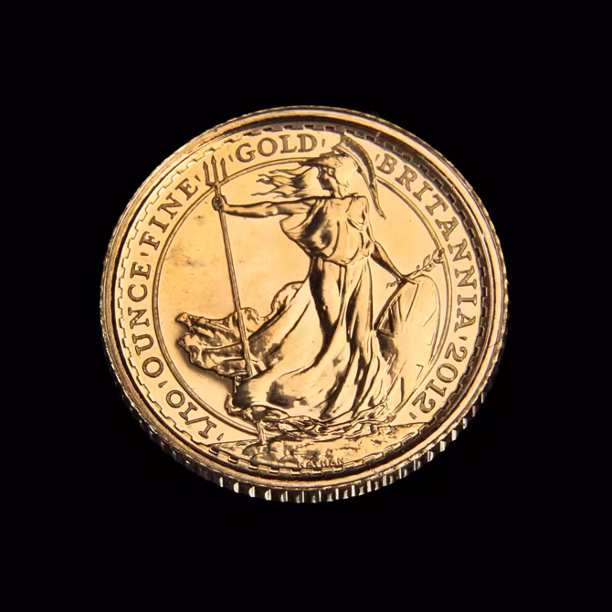 Royal Mint Britannia Goldmünze 1/10 oz Vorderseite mit Britannia-Figur und Dreizack