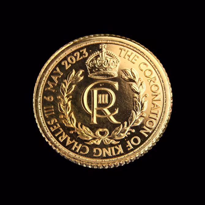 Royal Mint Coronation Goldmuenze 1 oz 2023 Vorderseite Monogramm CIIIR Lorbeerzweige 6 May 2023