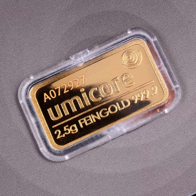 Umicore Goldbarren 2,5g Blister Rueckseite safe certified sustainable